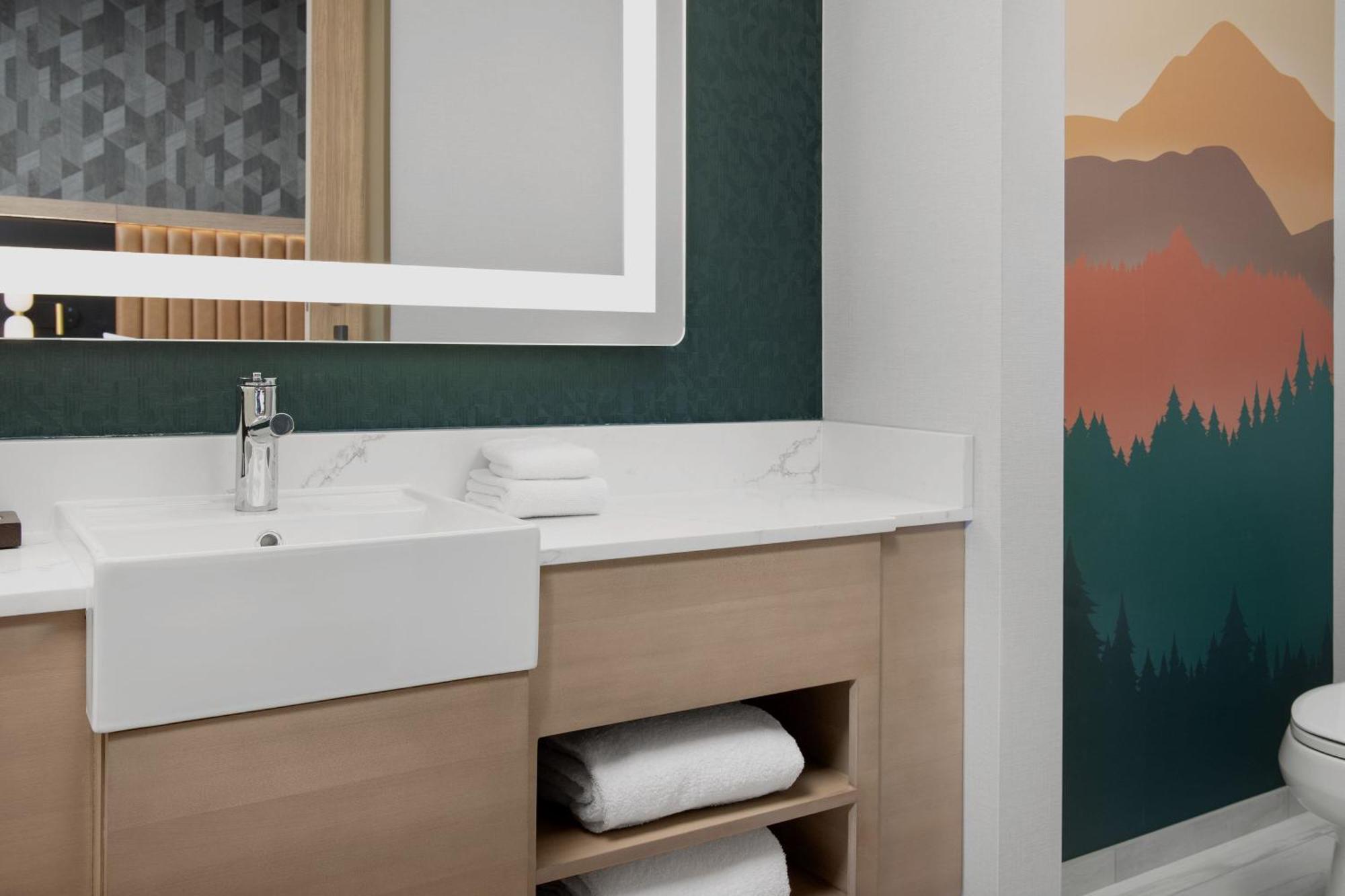 Springhill Suites By Marriott סנדפוינט מראה חיצוני תמונה